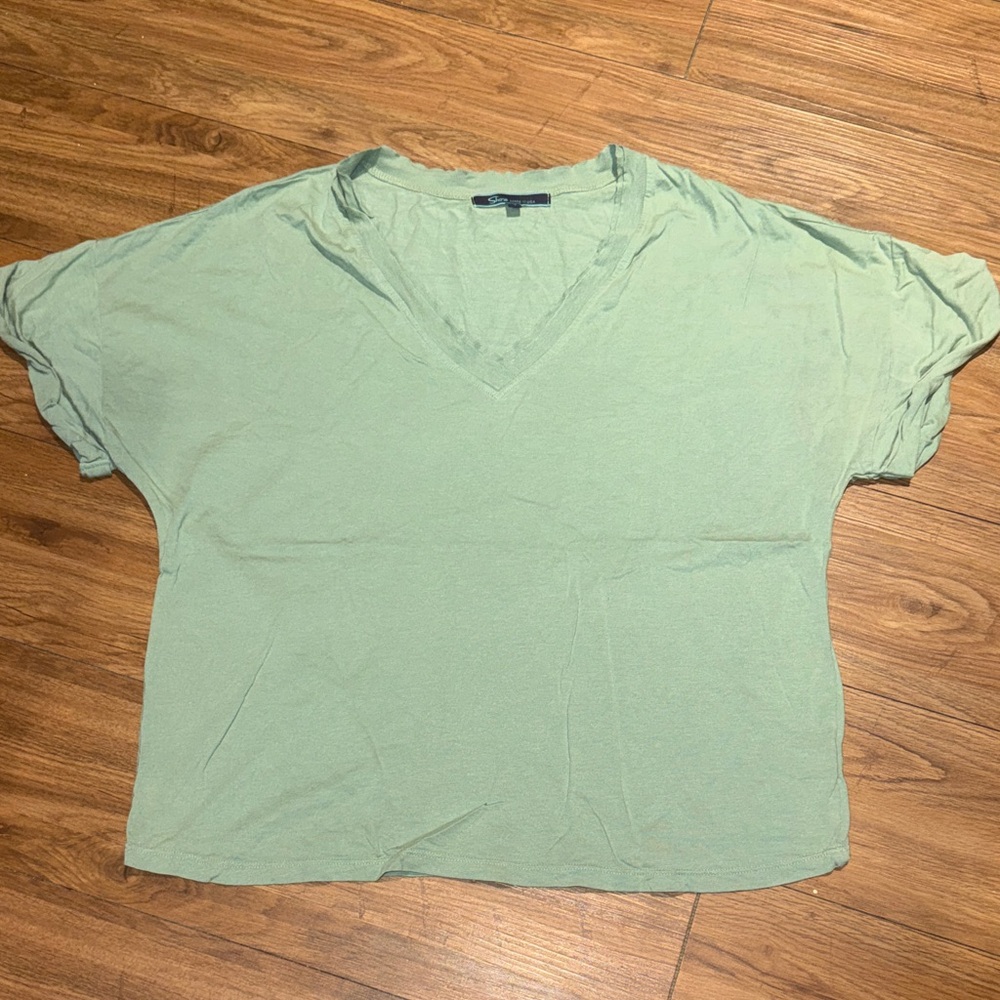 Shore V-Neck Women's Top